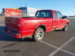 ✅ 1999 Chevrolet S-10 LS • VIN: 1GCCS1947XK209530 • Лот: 41409868. Опубликован ранее на IAAI с пробегом 213 832 миль. Бесплатный доступ к архиву аукционных продаж из США и подробный отчёт об истории автомобиля на DreamBid. Изображение 4.