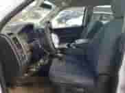 2013 Ram 1500 ST z VIN 1C6RR7FP6DS684211, wystawiony jako Copart lot #75040254 z przebiegiem Nie podano mil oraz Szkoda całkowita • Salvage title. Historia ofert i sprzedaży dostępna na DreamBid. Obrazek 7.