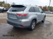 ✅ 2014 Toyota Highlander XLE • VIN: 5TDJKRFH6ES064659 • Lot: 43558900. Listed on IAAI with 165,538 mi. Free auction sales archive from the USA and detailed vehicle history report at DreamBid. Image 4.