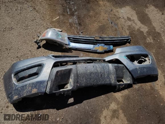 ✅ 2020 Chevrolet Colorado 4WD Work Truck • VIN: 1GCGTBEN5L1230024 • Lot: 81403775. Wystawiony na Copart z przebiegiem 106 343 mil. Bezpłatny archiwum sprzedaży aukcyjnych z USA i szczegółowy raport historii pojazdu na DreamBid. Zdjęcie 12.