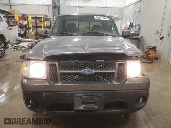 ✅ 2009 Ford Ranger XL • VIN: 1FTZR15E39PA68983 • Lot: 85591544. Listed on Copart with 157,203 mi. Free auction sales archive from the USA and detailed vehicle history report at DreamBid. Image 5.