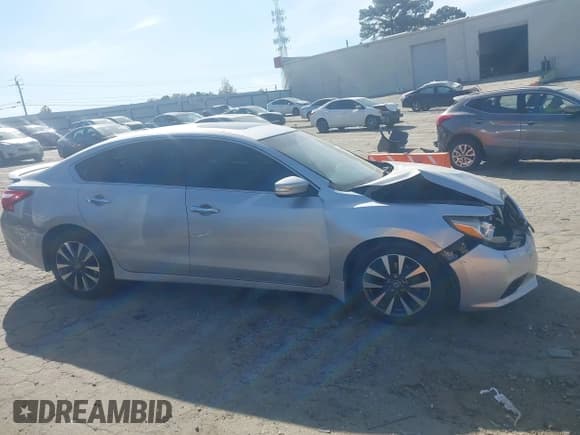 ✅ 2016 Nissan Altima SV • VIN: 1N4AL3APXGC279609 • Lot: 43539522. Listed on IAAI with 170,619 mi. Free auction sales archive from the USA and detailed vehicle history report at DreamBid. Image 12.