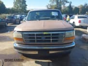 ✅ 1994 Ford F-150 • VIN: 1FTEX15H1RKB02771 • Lot: 43487871. Wystawiony na IAAI z przebiegiem 171 351 mil. Bezpłatny archiwum sprzedaży aukcyjnych z USA i szczegółowy raport historii pojazdu na DreamBid. Zdjęcie 12.