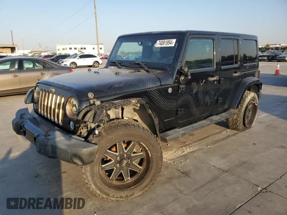 ✅ 2014 Jeep Wrangler Unlimited Sahara • VIN: 1C4HJWEG1EL205289 • Лот: 74081994. Опубликован ранее на Copart с пробегом 138 027 миль. Бесплатный доступ к архиву аукционных продаж из США и подробный отчёт об истории автомобиля на DreamBid. Изображение 1.