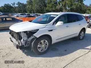 ✅ 2020 Buick Enclave Essence • VIN: 5GAERBKW3LJ151391 • Lot: 87405795. Wystawiony na Copart z przebiegiem 119 166 mil. Bezpłatny archiwum sprzedaży aukcyjnych z USA i szczegółowy raport historii pojazdu na DreamBid. Zdjęcie 1.