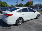✅ 2017 Hyundai Sonata SE • VIN: 5NPE24AF2HH490272 • Lot: 43683865. Wystawiony na IAAI z przebiegiem 159 781 mil. Bezpłatny archiwum sprzedaży aukcyjnych z USA i szczegółowy raport historii pojazdu na DreamBid. Zdjęcie 4.