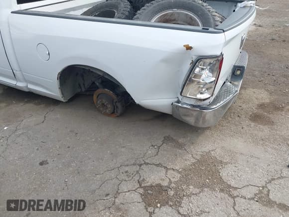 ✅ 2019 Ram 1500 Tradesman • VIN: 1C6RR6FG7KS630276 • Lot: 43049405. Listed on IAAI with 104,053 mi. Free auction sales archive from the USA and detailed vehicle history report at DreamBid. Image 20.