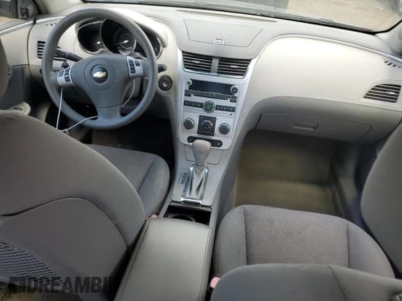 ✅ 2009 Chevrolet Malibu 1LT • VIN: 1G1ZH57BX9F252684 • Lot: 56400534. Listed on Copart with 105,085 mi. Free auction sales archive from the USA and detailed vehicle history report at DreamBid. Image 8.