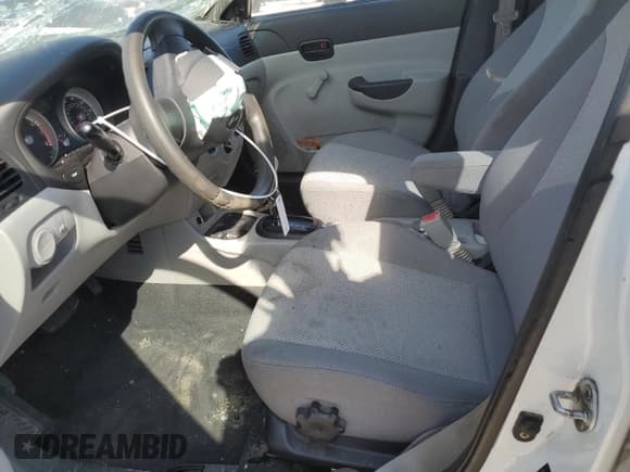 ✅ 2009 Hyundai Accent Auto GLS • VIN: KMHCN46C09U387349 • Лот: 47003395. Опубликован ранее на Copart с пробегом 368 208 миль. Бесплатный доступ к архиву аукционных продаж из США и подробный отчёт об истории автомобиля на DreamBid. Изображение 7.