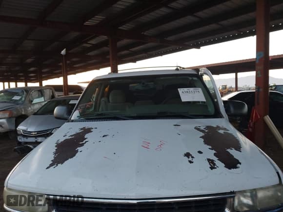 ✅ 2005 Chevrolet Tahoe LS • VIN: 1GNEC13VX5R125091 • Lot: 43821275. Listed on IAAI with Not provided. Free auction sales archive from the USA and detailed vehicle history report at DreamBid. Image 10.