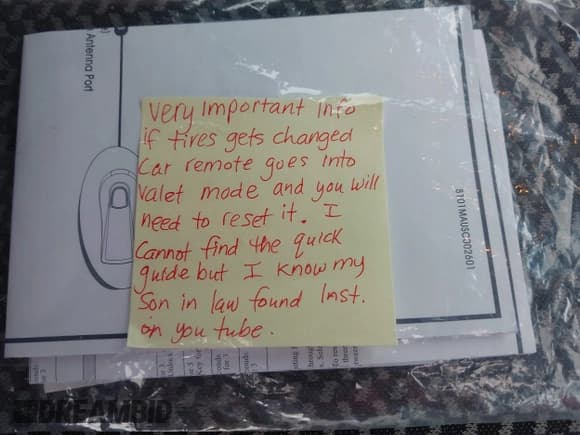 ✅ 2012 Ford Escape XLT • VIN: 1FMCU9DG1CKB04062 • Lot: 42864897. Listed on IAAI with 172,555 mi. Free auction sales archive from the USA and detailed vehicle history report at DreamBid. Image 12.