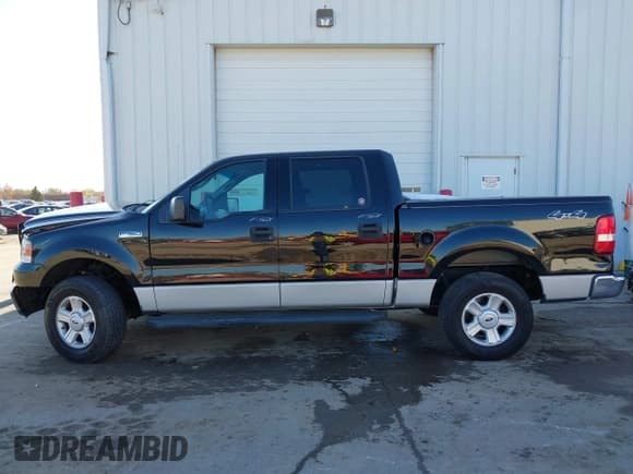 ✅ 2004 Ford F-150 XLT • VIN: 1FTPW14564KC95740 • Lot: 43659543. Wystawiony na IAAI z przebiegiem 140 520 mil. Bezpłatny archiwum sprzedaży aukcyjnych z USA i szczegółowy raport historii pojazdu na DreamBid. Zdjęcie 14.