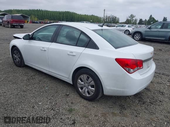 2014 Chevrolet Cruze LS с VIN 1G1PA5SG2E7340003, выставлен на аукционе IAAI как лот 43199350 с пробегом 123 646 миль миль и . История ставок и продаж доступна на DreamBid. Изображение 3.