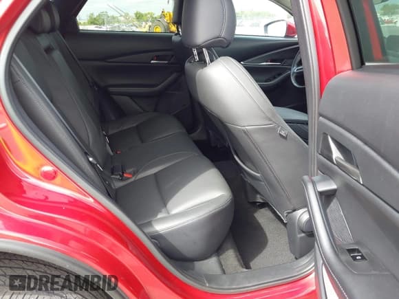 ✅ 2022 Mazda CX-30 S Select • VIN: 3MVDMBBL3NM448244 • Lot: 43430239. Listed on IAAI with 29,308 mi. Free auction sales archive from the USA and detailed vehicle history report at DreamBid. Image 8.