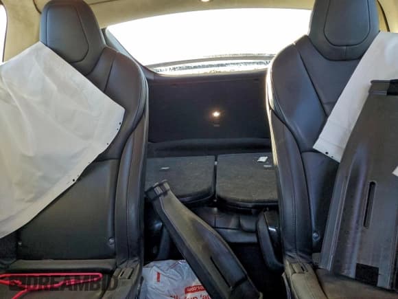 ✅ 2016 Tesla Model X 70D • VIN: 5YJXCBE22GF004753 • Lot: 95743285. Wystawiony na Copart z przebiegiem 163 436 mil. Bezpłatny archiwum sprzedaży aukcyjnych z USA i szczegółowy raport historii pojazdu na DreamBid. Zdjęcie 10.