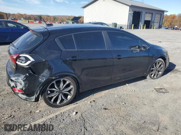 ✅ 2017 Kia Forte SX • VIN: 3KPFN5A35HE150884 • Lot: 91353105. Wystawiony na Copart z przebiegiem 158 073 mil. Bezpłatny archiwum sprzedaży aukcyjnych z USA i szczegółowy raport historii pojazdu na DreamBid. Zdjęcie 3.