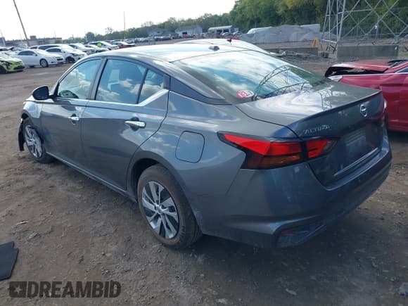 ✅ 2020 Nissan Altima S • VIN: 1N4BL4BVXLC275559 • Lot: 43308448. Wystawiony na IAAI z przebiegiem 136 169 mil. Bezpłatny archiwum sprzedaży aukcyjnych z USA i szczegółowy raport historii pojazdu na DreamBid. Zdjęcie 3.
