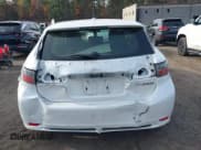 ✅ 2012 Lexus CT 200h Premium • VIN: JTHKD5BH2C2088005 • Lot: 43653879. Listed on IAAI with 149,997 mi. Free auction sales archive from the USA and detailed vehicle history report at DreamBid. Image 16.