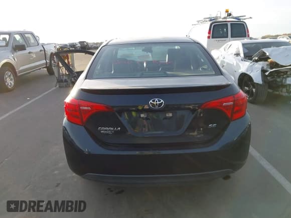 ✅ 2018 Toyota Corolla LE • VIN: 5YFBURHE9JP793405 • Lot: 43738299. Listed on IAAI with 64,800 mi. Free auction sales archive from the USA and detailed vehicle history report at DreamBid. Image 16.