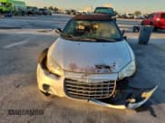 ✅ 2006 Chrysler Sebring Touring • VIN: 1C3EL55R66N151927 • Lot: 89681215. Wystawiony na Copart z przebiegiem Nie podano. Bezpłatny archiwum sprzedaży aukcyjnych z USA i szczegółowy raport historii pojazdu na DreamBid. Zdjęcie 5.