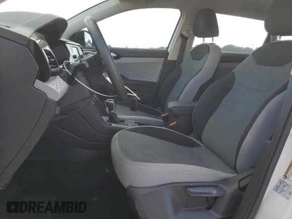 ✅ 2022 Volkswagen Taos S • VIN: 3VVDX7B23NM011326 • Лот: 82717665. Опубликован ранее на Copart с пробегом 43 475 миль. Бесплатный доступ к архиву аукционных продаж из США и подробный отчёт об истории автомобиля на DreamBid. Изображение 7.