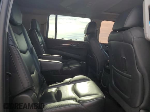 ✅ 2020 Cadillac Escalade ESV Luxury • VIN: 1GYS4HKJ3LR219403 • Lot: 91776095. Listed on Copart with 135,555 mi. Free auction sales archive from the USA and detailed vehicle history report at DreamBid. Image 11.