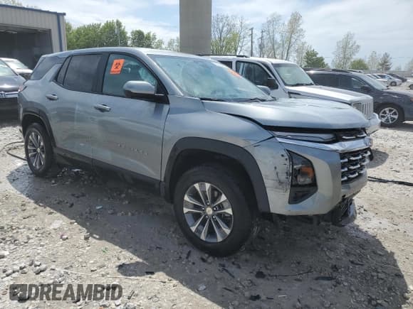 ✅ 2025 Chevrolet Equinox AWD LT • VIN: 3GNAXPEGXSL103762 • Lot: 56555695. Wystawiony na Copart z przebiegiem Nie podano. Bezpłatny archiwum sprzedaży aukcyjnych z USA i szczegółowy raport historii pojazdu na DreamBid. Zdjęcie 4.