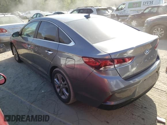 ✅ 2018 Hyundai Sonata Limited • VIN: 5NPE34AF7JH669457 • Lot: 49173513. Listed on Copart with 64,036 mi. Free auction sales archive from the USA and detailed vehicle history report at DreamBid. Image 2.