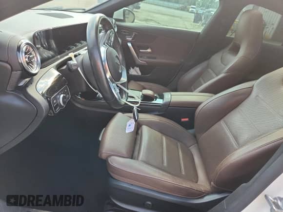 2022 Mercedes-Benz CLA 250 с VIN W1K5J4GB2NN272700, выставлен на аукционе Copart как лот 81472765 с пробегом 53 293 миль миль и Списание • Salvage title. История ставок и продаж доступна на DreamBid. Изображение 7.