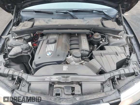 ✅ 2013 BMW 1 Series 128i • VIN: WBAUL7C57DVM83744 • Lot: 41479734. Listed on IAAI with 78,941 mi. Free auction sales archive from the USA and detailed vehicle history report at DreamBid. Image 10.