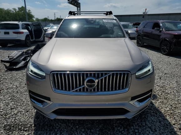 ✅ 2023 Volvo XC90 Plus • VIN: YV4L12PN5P1904760 • Lot: 57093025. Listed on Copart with 38,266 mi. Free auction sales archive from the USA and detailed vehicle history report at DreamBid. Image 5.