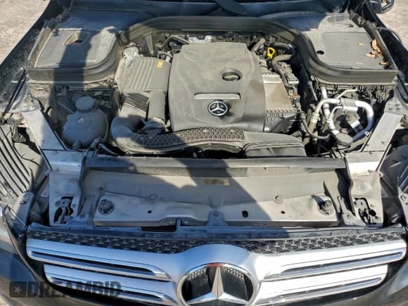 ✅ 2019 Mercedes-Benz GLC 300 • VIN: WDC0G4JB2KV187602 • Lot: 81802315. Listed on Copart with 68,774 mi. Free auction sales archive from the USA and detailed vehicle history report at DreamBid. Image 12.