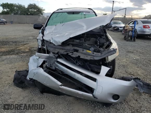 ✅ 2006 Toyota RAV4 • VIN: JTMZD33V865015474 • Lot: 82608645. Wystawiony na Copart z przebiegiem 143 925 mil. Bezpłatny archiwum sprzedaży aukcyjnych z USA i szczegółowy raport historii pojazdu na DreamBid. Zdjęcie 5.