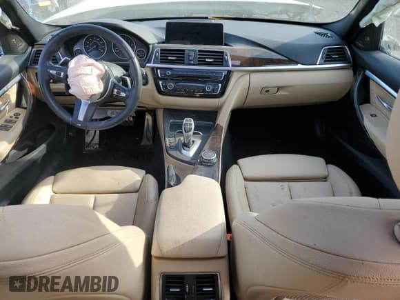 ✅ 2017 BMW 3 Series 340i xDrive • VIN: WBA8B7G59HNU37126 • Lot: 46144785. Listed on Copart with 45,913 mi. Free auction sales archive from the USA and detailed vehicle history report at DreamBid. Image 8.