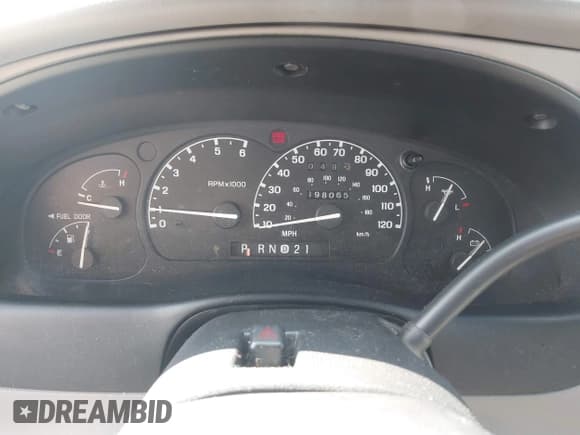 ✅ 1998 Ford Explorer XL • VIN: 1FMZU34EXWZB07205 • Lot: 42878259. Wystawiony na IAAI z przebiegiem 198 065 mil. Bezpłatny archiwum sprzedaży aukcyjnych z USA i szczegółowy raport historii pojazdu na DreamBid. Zdjęcie 7.