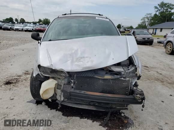 2002 Dodge Caravan eL с VIN 2B4GP34352R746336, выставлен на аукционе Copart как лот 53795125 с пробегом 196 704 миль миль и Списание • Salvage title. История ставок и продаж доступна на DreamBid. Изображение 4.