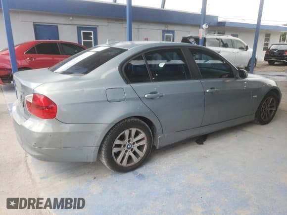 ✅ 2007 BMW 3 Series 328i • VIN: WBAVA33537PV67247 • Lot: 85719385. Listed on Copart with 351,023 mi. Free auction sales archive from the USA and detailed vehicle history report at DreamBid. Image 3.