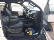 ✅ 2021 Ford Expedition Limited • VIN: 1FMJU1KT0MEA68924 • Lot: 43376279. Wystawiony na IAAI z przebiegiem 27 073 mil. Bezpłatny archiwum sprzedaży aukcyjnych z USA i szczegółowy raport historii pojazdu na DreamBid. Zdjęcie 5.