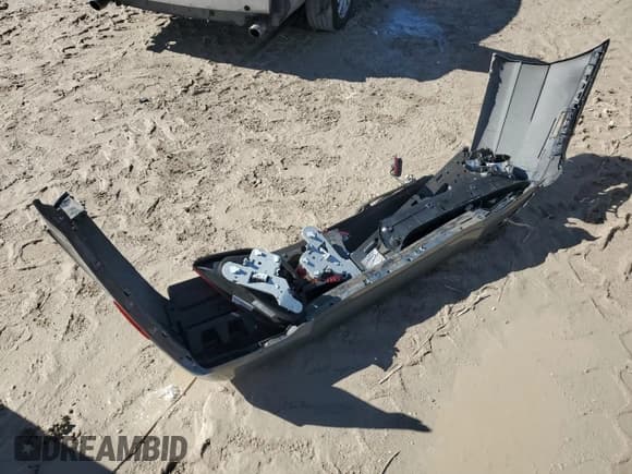 ✅ 2003 Jaguar S-Type • VIN: SAJEB01T83FM51480 • Lot: 43444065. Listed on Copart with 83,840 mi. Free auction sales archive from the USA and detailed vehicle history report at DreamBid. Image 13.