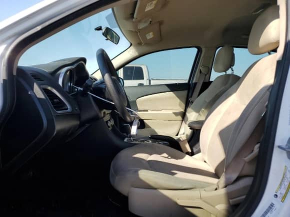 2012 Dodge Avenger SE z VIN 1C3CDZAG2CN314343, wystawiony jako Copart lot #75305194 z przebiegiem 191 343 mil mil oraz Czysty tytuł • Clean title. Historia ofert i sprzedaży dostępna na DreamBid. Obrazek 7.