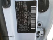 ✅ 2021 Hyundai Venue SE • VIN: KMHRB8A39MU073709 • Lot: 82390575. Wystawiony na Copart z przebiegiem 76 779 mil. Bezpłatny archiwum sprzedaży aukcyjnych z USA i szczegółowy raport historii pojazdu na DreamBid. Zdjęcie 14.