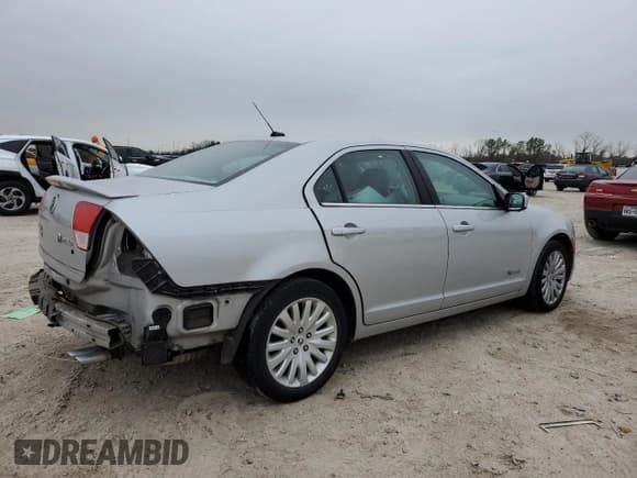 ✅ 2010 Mercury Milan Hybrid • VIN: 3MEDM0L3XAR656248 • Lot: 44407175. Listed on Copart with 65,910 mi. Free auction sales archive from the USA and detailed vehicle history report at DreamBid. Image 3.
