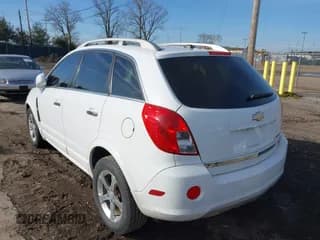 ✅ 2013 Chevrolet Captiva Sport LT • VIN: 3GNAL3EKXDS611652 • Lot: 41735274. Wystawiony na IAAI z przebiegiem 174 707 mil. Bezpłatny archiwum sprzedaży aukcyjnych z USA i szczegółowy raport historii pojazdu na DreamBid. Zdjęcie 3.