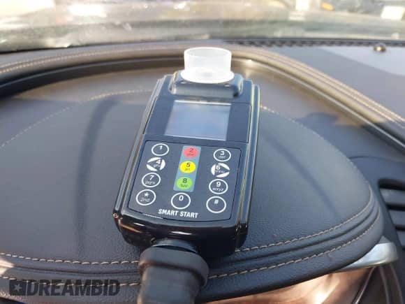 2018 Chevrolet Impala LT с VIN 2G1105SA6J9105911, выставлен на аукционе IAAI как лот 43350363 с пробегом 199 978 миль миль и . История ставок и продаж доступна на DreamBid. Изображение 16.