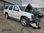 2013 Chevrolet Tahoe LTZ z VIN 1GNSKCE08DR270891, wystawiony jako Copart lot #80282665 z przebiegiem Nie podano mil oraz Nie do naprawy • Non repairable. Historia ofert i sprzedaży dostępna na DreamBid. Obrazek 4.
