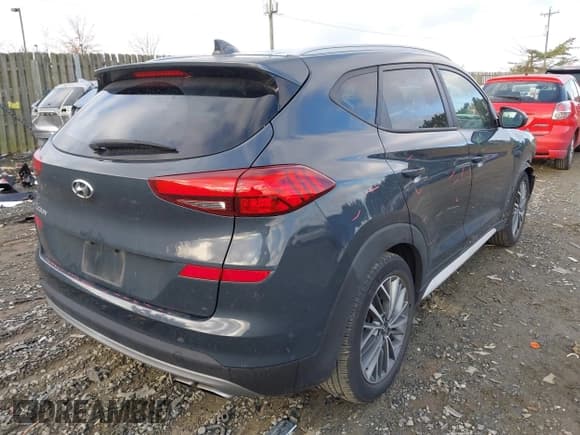 ✅ 2019 Hyundai Tucson Limited • VIN: KM8J33AL4KU035685 • Lot: 43773795. Listed on IAAI with 87,586 mi. Free auction sales archive from the USA and detailed vehicle history report at DreamBid. Image 4.