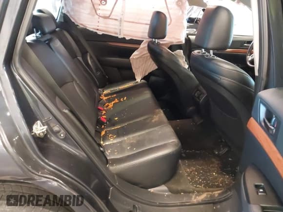 ✅ 2013 Subaru Outback Limited • VIN: 4S4BRCLC6D3265768 • Lot: 43504610. Wystawiony na IAAI z przebiegiem 164 708 mil. Bezpłatny archiwum sprzedaży aukcyjnych z USA i szczegółowy raport historii pojazdu na DreamBid. Zdjęcie 8.