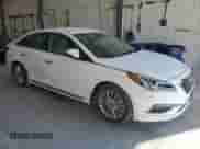 2015 Hyundai Sonata Sport z VIN 5NPE34AF5FH124560, wystawiony jako Copart lot #82008965 z przebiegiem 28 811 mil mil oraz Szkoda całkowita • Salvage title. Historia ofert i sprzedaży dostępna na DreamBid. Obrazek 4.