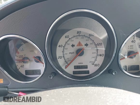 ✅ 2002 Mercedes-Benz SLK 230 Kompressor • VIN: WDBKK49F02F264254 • Лот: 43192032. Опубликован ранее на IAAI с пробегом 102 365 миль. Бесплатный доступ к архиву аукционных продаж из США и подробный отчёт об истории автомобиля на DreamBid. Изображение 7.