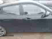 2019 Hyundai Veloster Premium z VIN KMHTG6AF0KU019038, wystawiony jako IAAI lot #41236750 z przebiegiem 83 164 mil mil oraz . Historia ofert i sprzedaży dostępna na DreamBid. Obrazek 13.